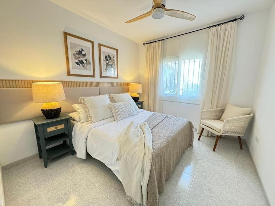 Nuevo Torrox Deluxe Beach & Piscina Exterior foto